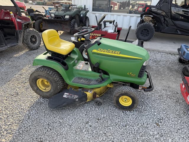 Image of John Deere LT150 equipment image 3