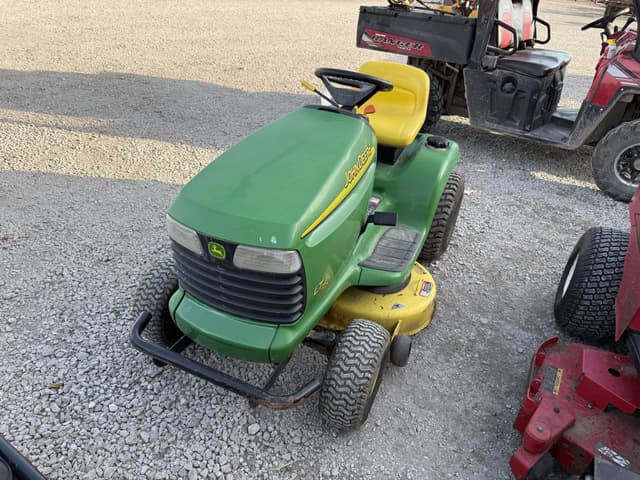Image of John Deere LT150 equipment image 1