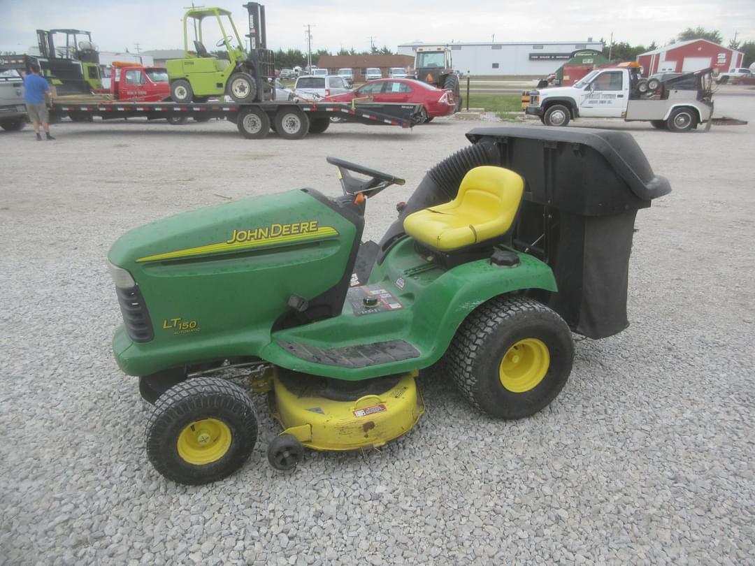 Image of John Deere LT150 Primary image