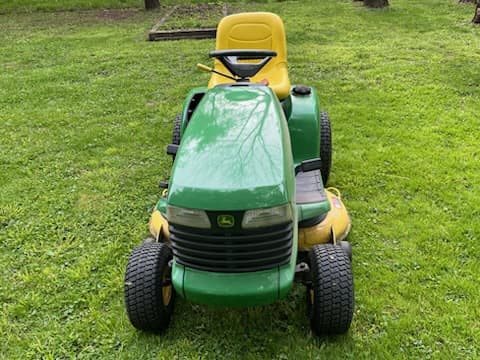 Image of John Deere LT160 equipment image 2