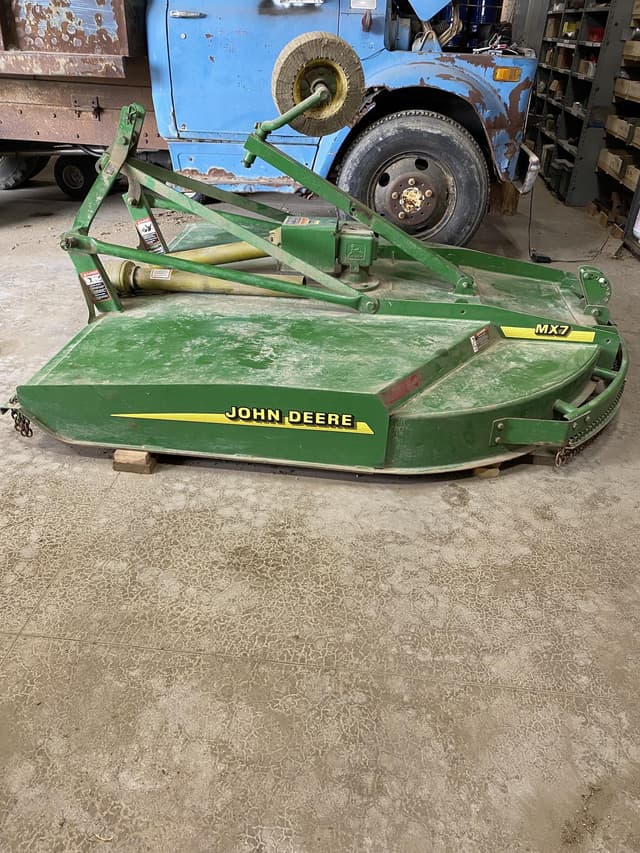 Image of John Deere MX7 equipment image 1