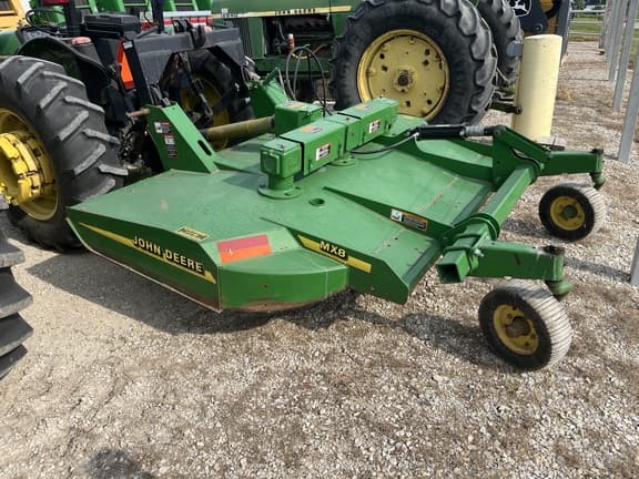 Image of John Deere MX8 equipment image 3