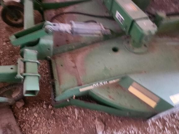 Image of John Deere MX8 equipment image 2