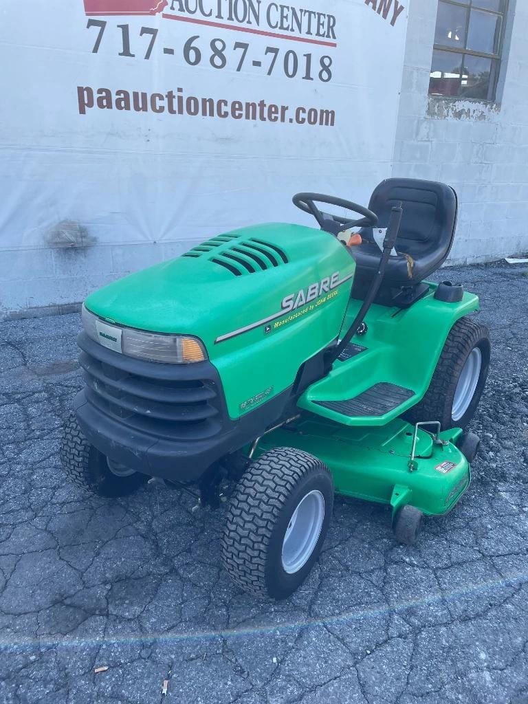 Main image John Deere Sabre