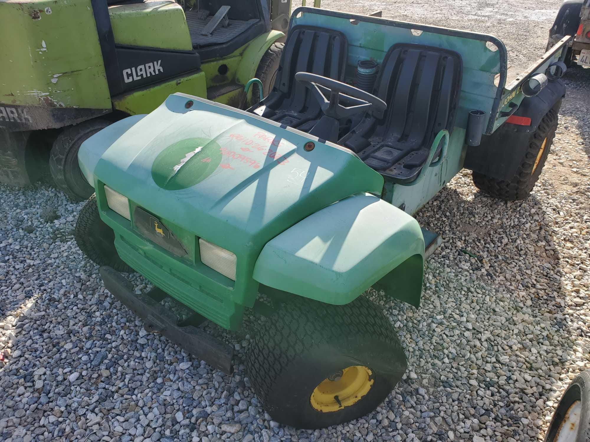 Main image John Deere Gator TS 4x2