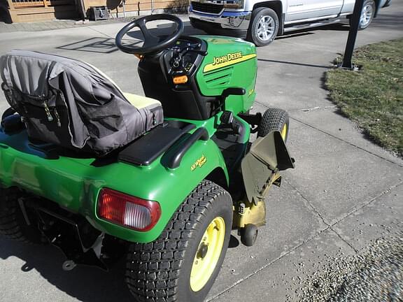 Image of John Deere X475 equipment image 3