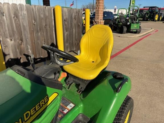 Image of John Deere X475 equipment image 2