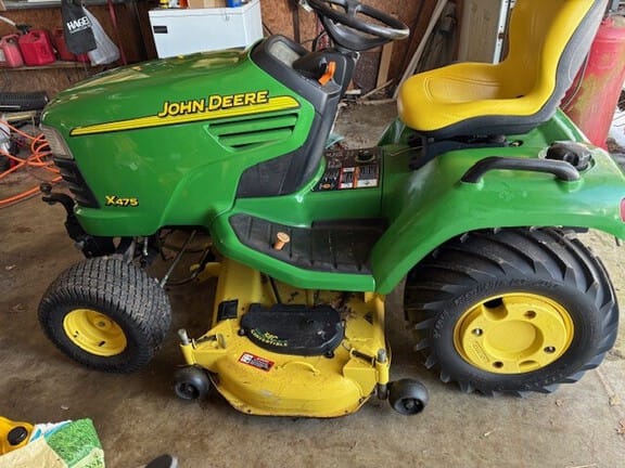 2002 John Deere X475 Equipment Image0