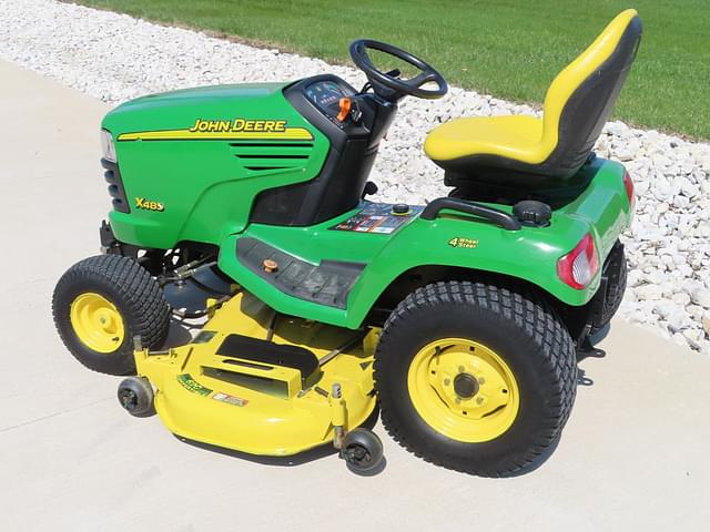 Image of John Deere X485 equipment image 4