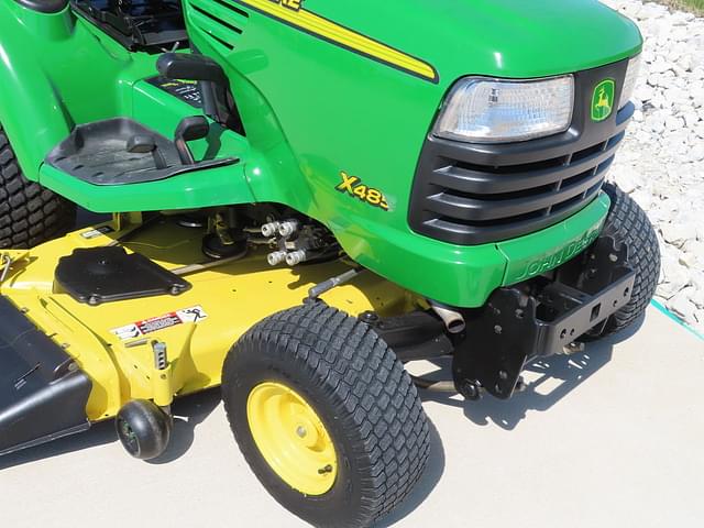 Image of John Deere X485 equipment image 2