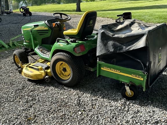 Image of John Deere X485 equipment image 3