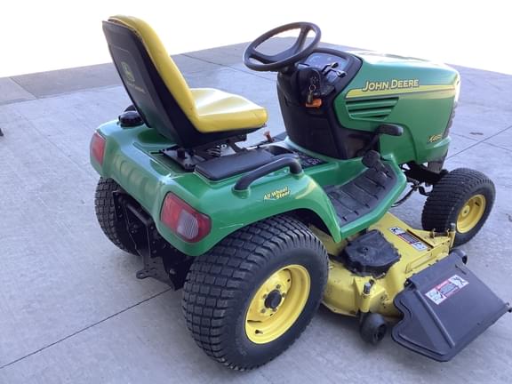 Image of John Deere X485 equipment image 3