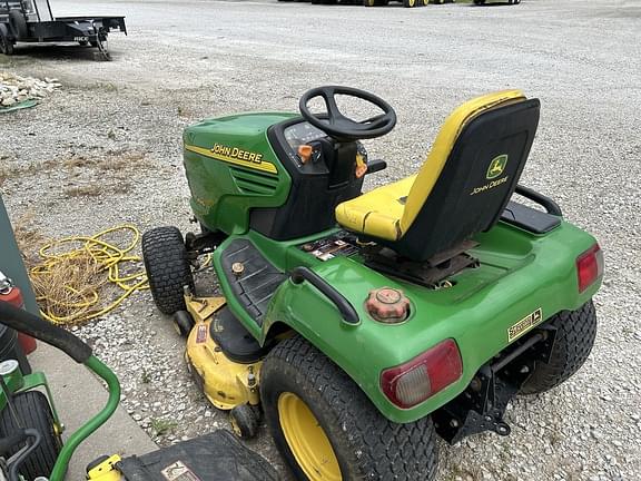 Image of John Deere X495 equipment image 2