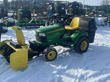 Main image John Deere X585