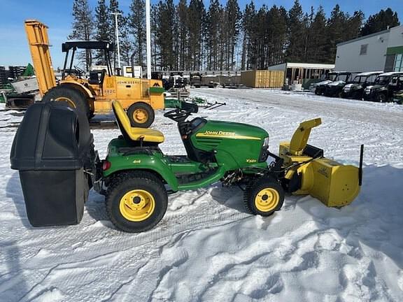 Image of John Deere X585 equipment image 1