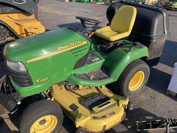 Image of John Deere X585 equipment image 2