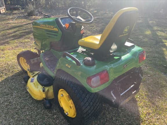 Image of John Deere X585 equipment image 3