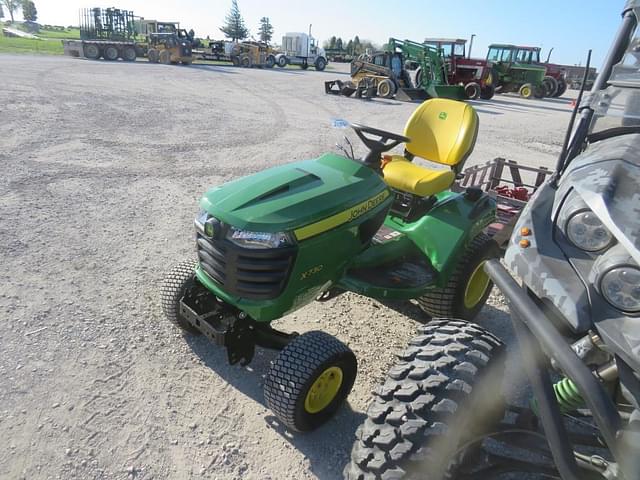 Image of John Deere X730 equipment image 2