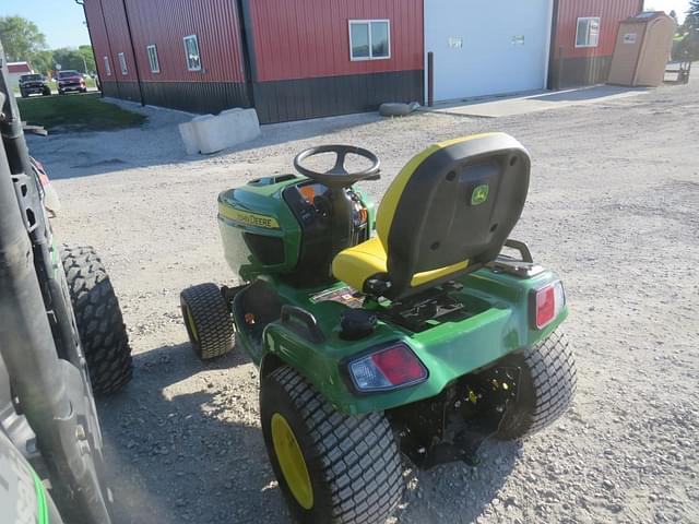 Image of John Deere X730 equipment image 4