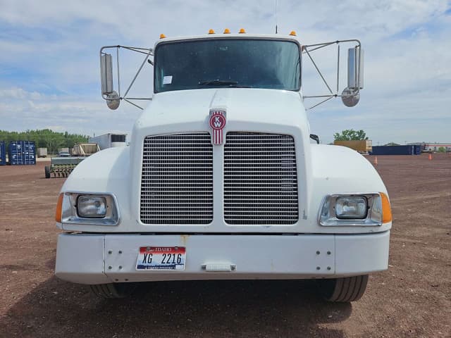 Image of Kenworth T300 equipment image 1
