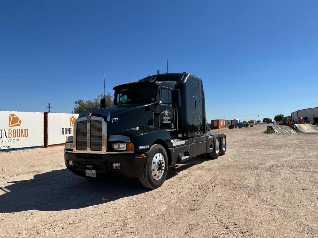Main image Kenworth T600