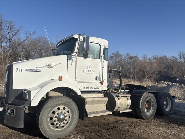 Image of Kenworth T800 equipment image 1