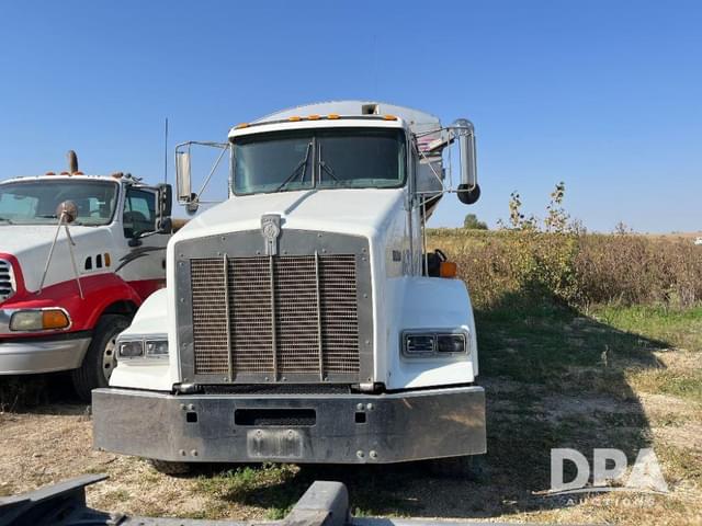 Image of Kenworth T800 equipment image 1