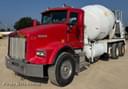 2002 Kenworth T800 Image
