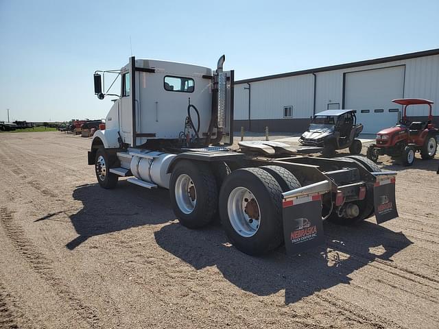 Image of Kenworth T800 equipment image 3