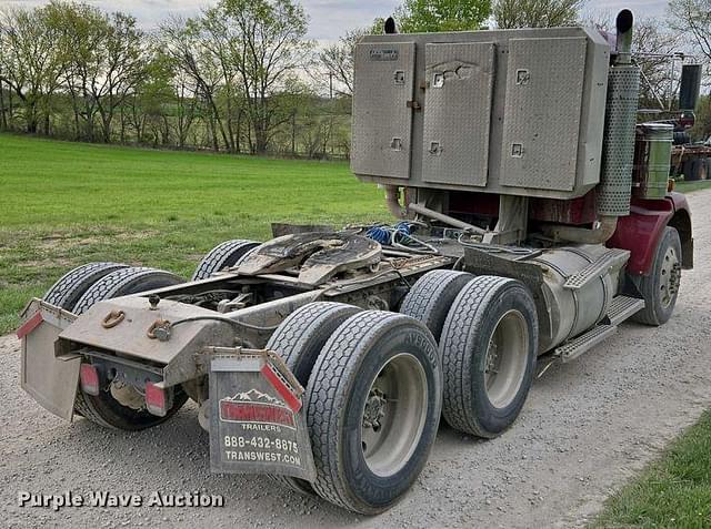 Image of Kenworth T800 equipment image 4