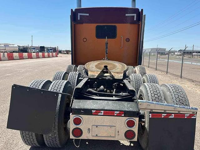 Image of Kenworth W900 equipment image 4