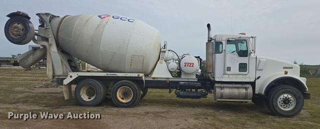 Image of Kenworth W900 equipment image 3