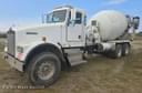 2002 Kenworth W900 Image
