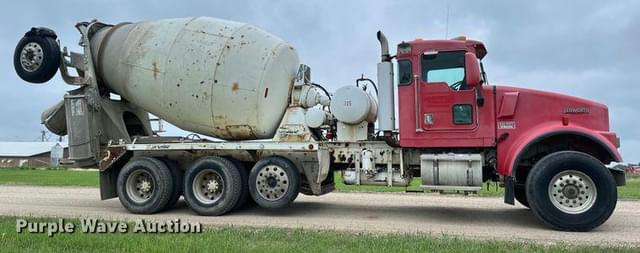 Image of Kenworth W900 equipment image 3