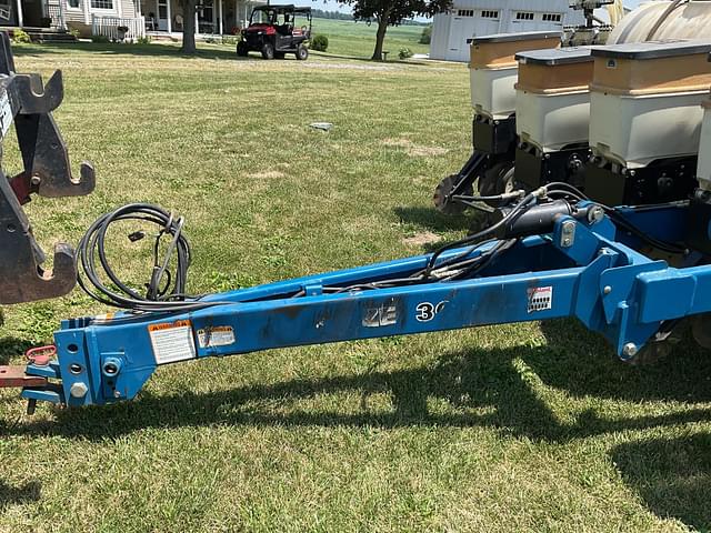 Image of Kinze 3000 equipment image 4