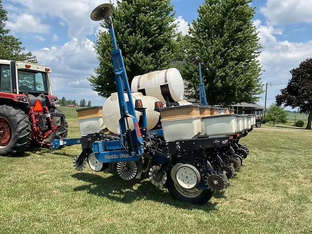 Image of Kinze 3000 equipment image 3