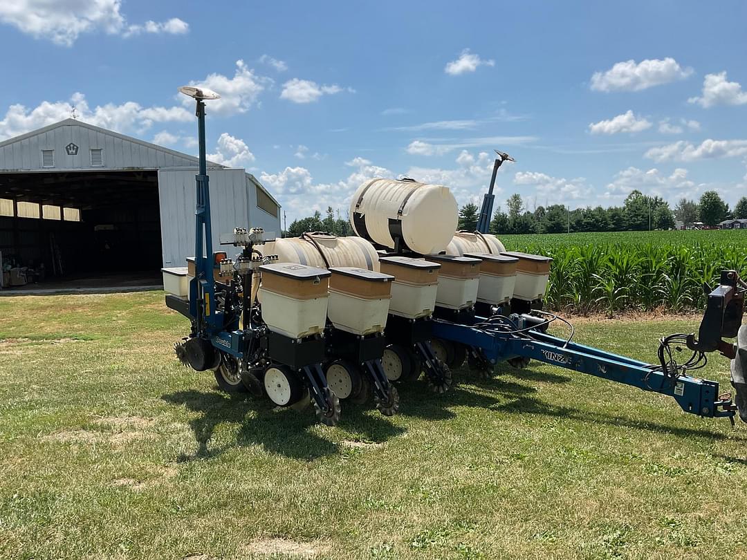 Image of Kinze 3000 Primary image