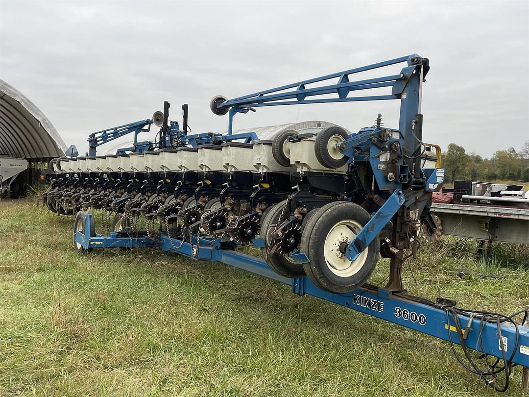 Image of Kinze 3600 Primary image