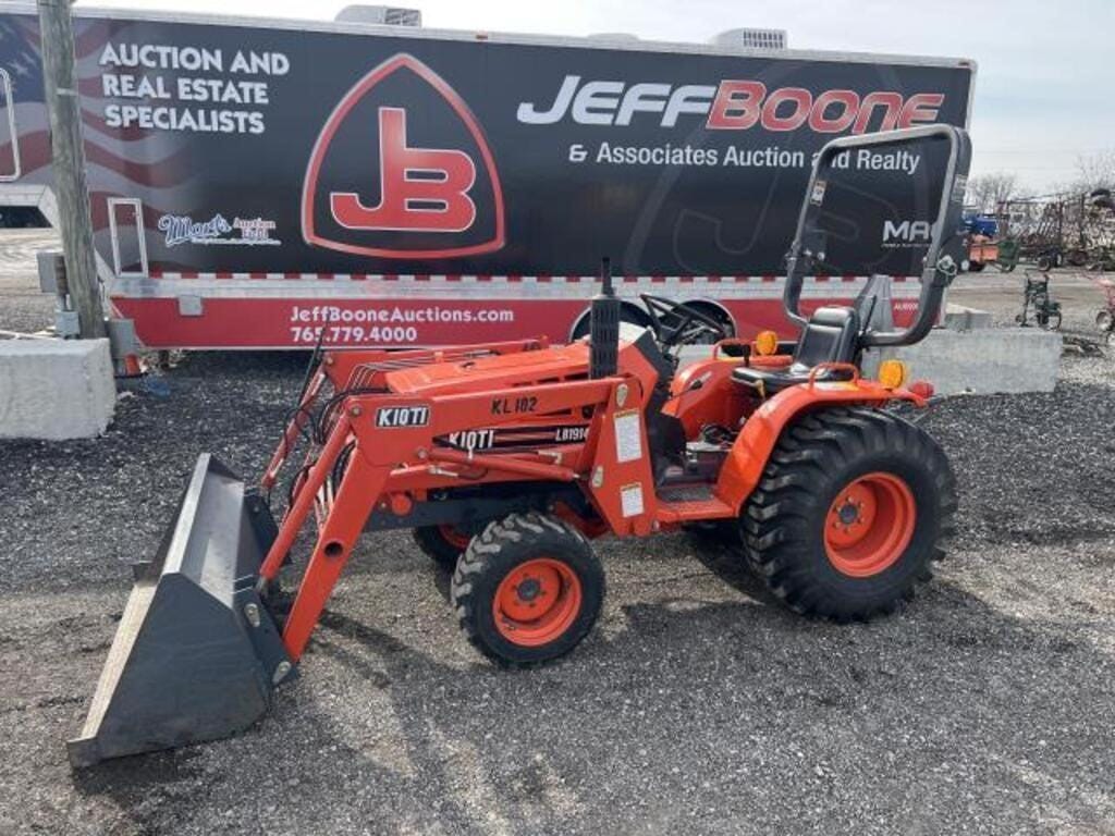 Main image Kioti LB1914