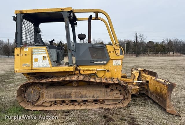 Image of Komatsu D31PX-21 equipment image 3