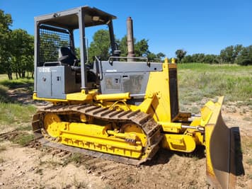 Main image Komatsu D32E