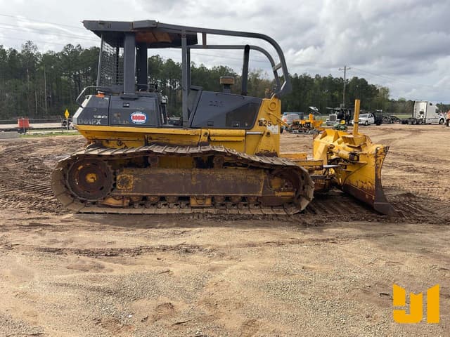 Image of Komatsu D61PX-12 equipment image 3