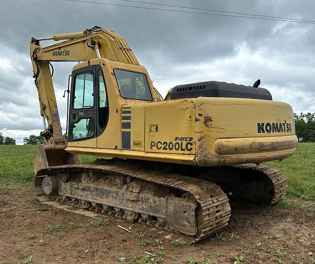 Image of Komatsu PC200LC-6LE equipment image 3