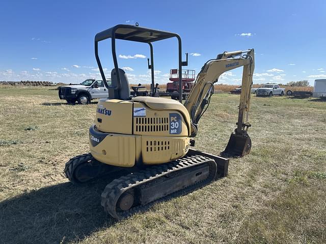 Image of Komatsu PC30MR-1 equipment image 4