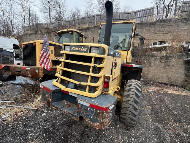 Image of Komatsu WA250-3 equipment image 1