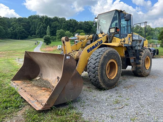 Image of Komatsu WA380 equipment image 1