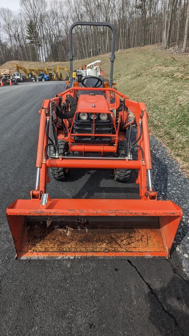 Image of Kubota B7800HSD equipment image 1