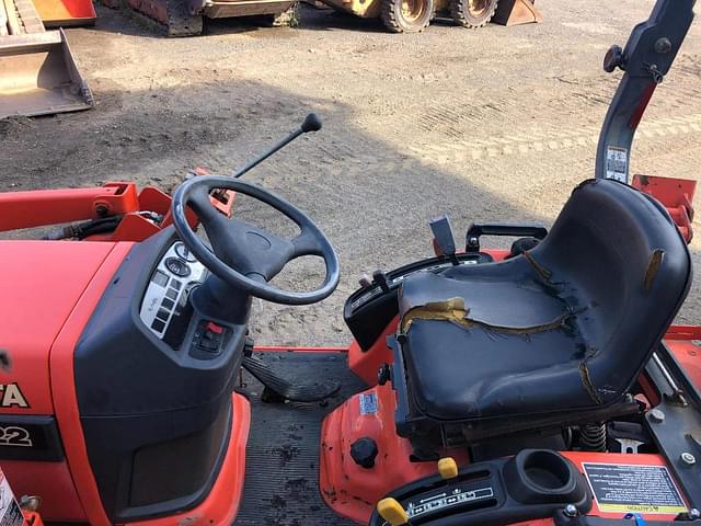 Image of Kubota BX22 equipment image 4