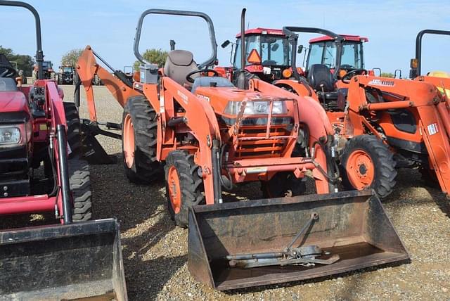 Image of Kubota L3000DT equipment image 2