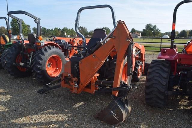 Image of Kubota L3000DT equipment image 1